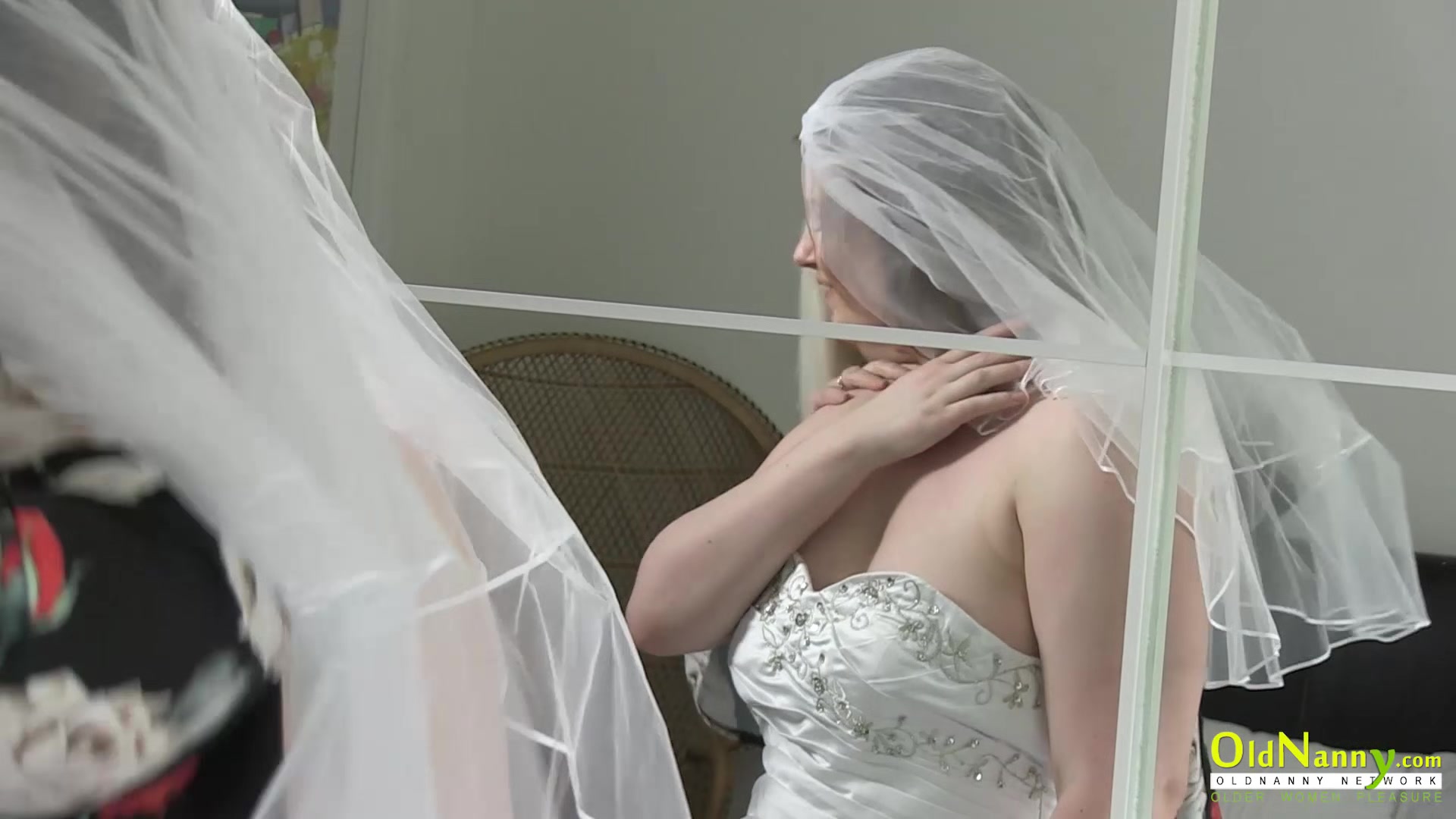 OldNannY Lacey Starr Having Lesbian Threesome