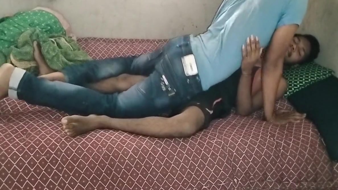 Gay Fucking In Afternoon Time- Desi Gay Movie In Hindi Voice