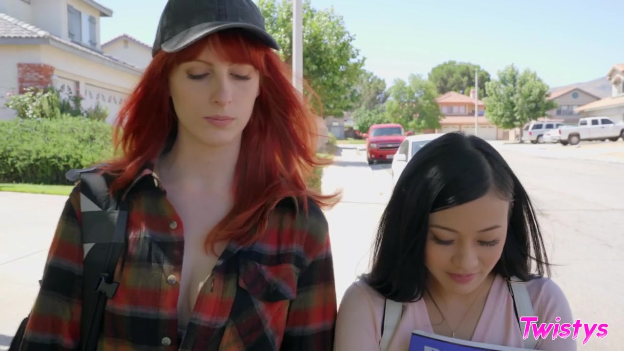 Alex Harper & Jasmine Grey in The New Girl - TwistysNetwork