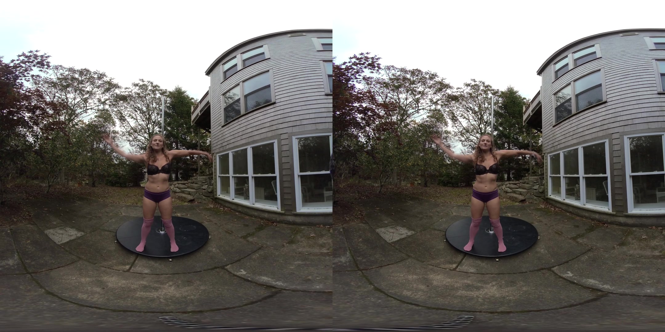 Pole Dance with the Ultra Talented Divinatrix - IntimoVR