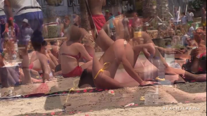 Topless Shorty - BeachJerk