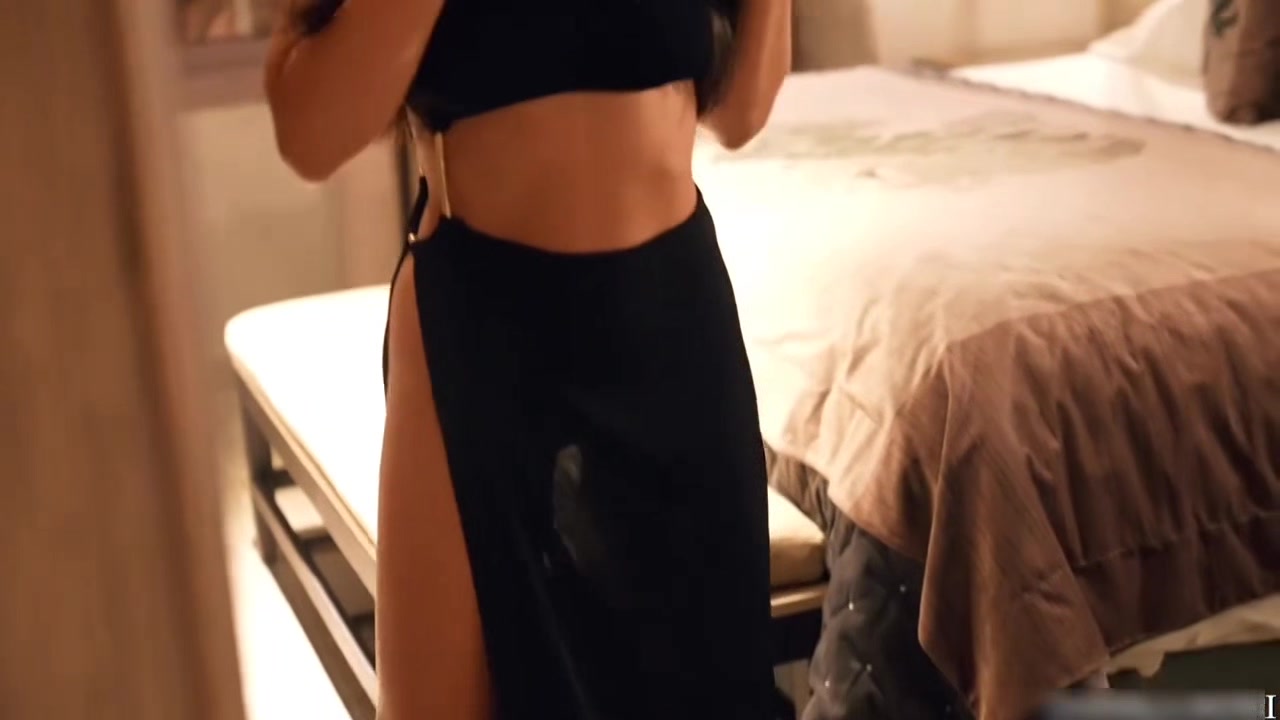Record Of The Beautiful Hot Skinny Brunette Eating Cum After Dinner In The Hotel Room - Sophia Kevin
