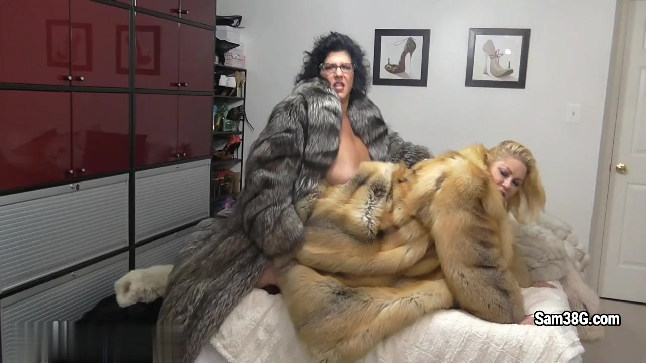 Samantha38g - Furbabies-Carol Foxx & I Try On Many Of Her Expensive Fur Coats