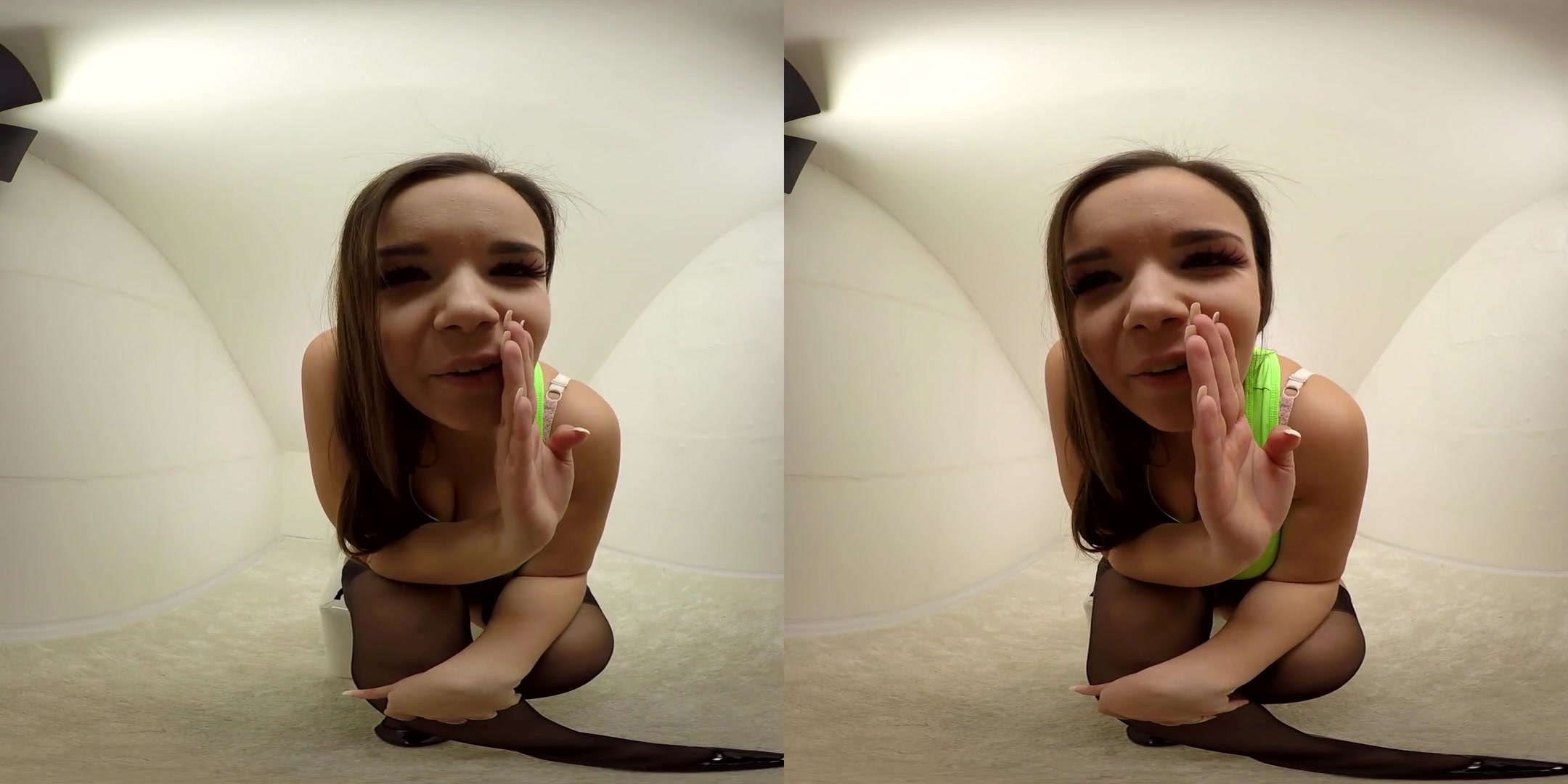 Sofia Lee in Cute Sofia Lee Cums Like Crazy - BravoModelsMedia