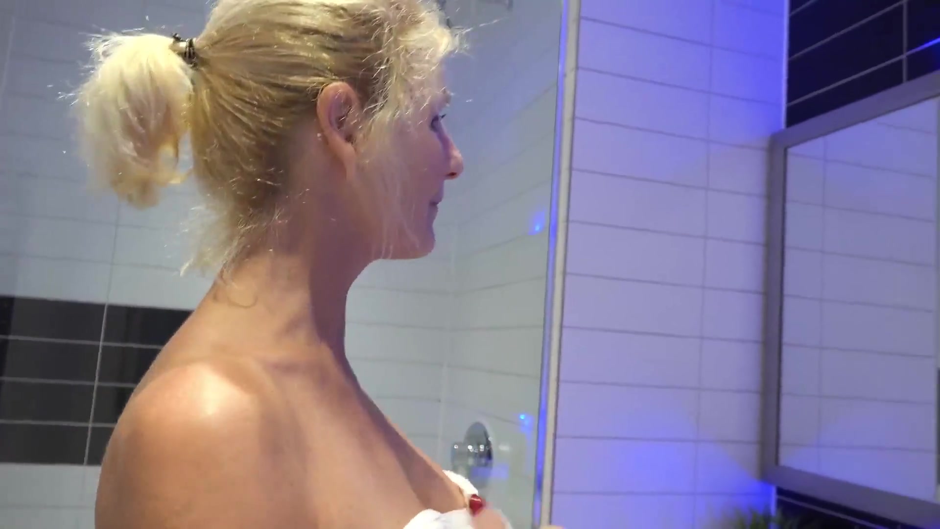Shave & Shower Pt1 - TacAmateurs