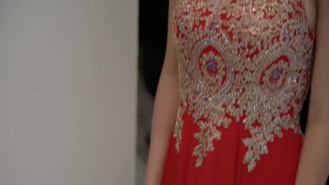 Gorgeous teen 18+ Babe Lets Mommys Bf Fill Up Her Tight Pussy With Hot Cum On Her Prom With Keely Rose