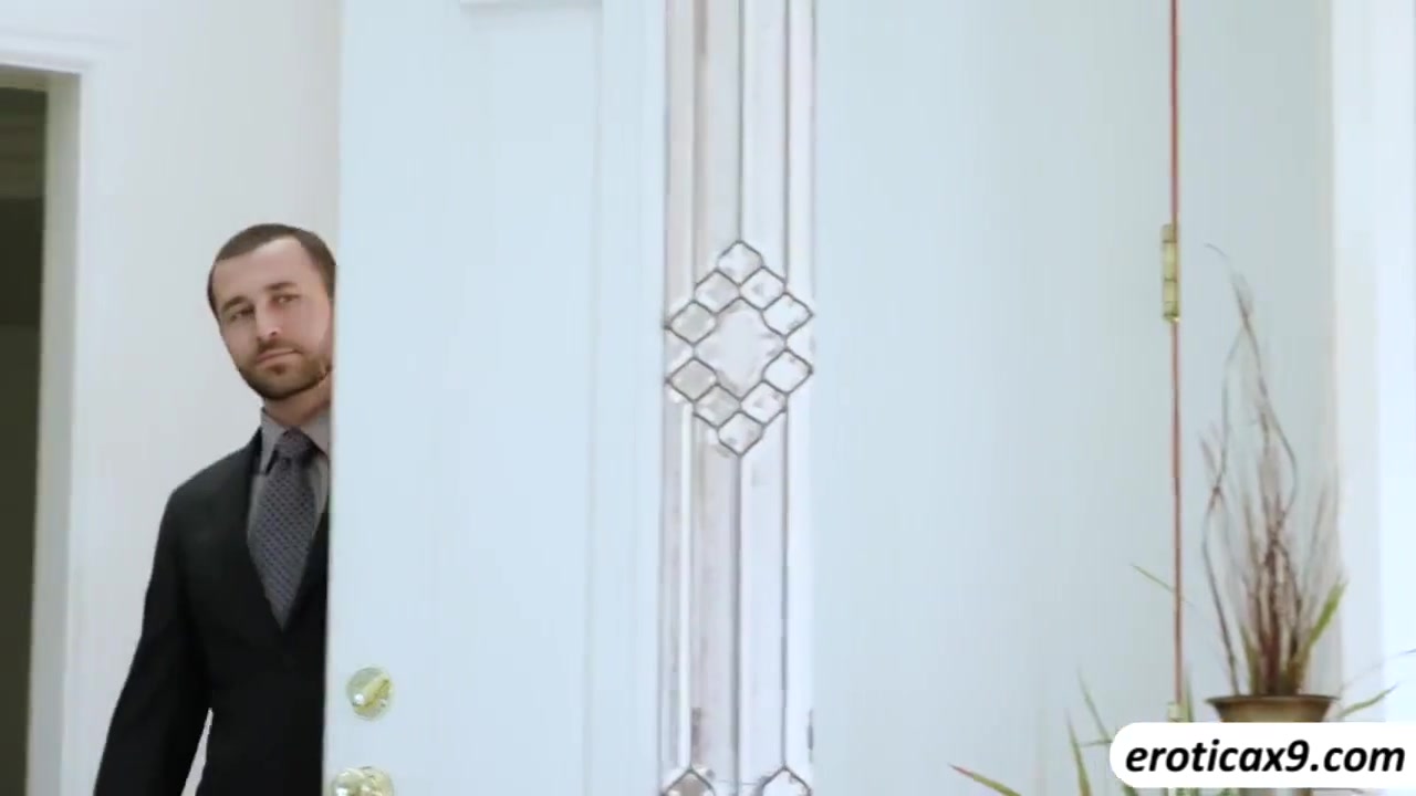 See Here A Beautiful teen 18+ House Cleaner Esperanza Del - James Deen