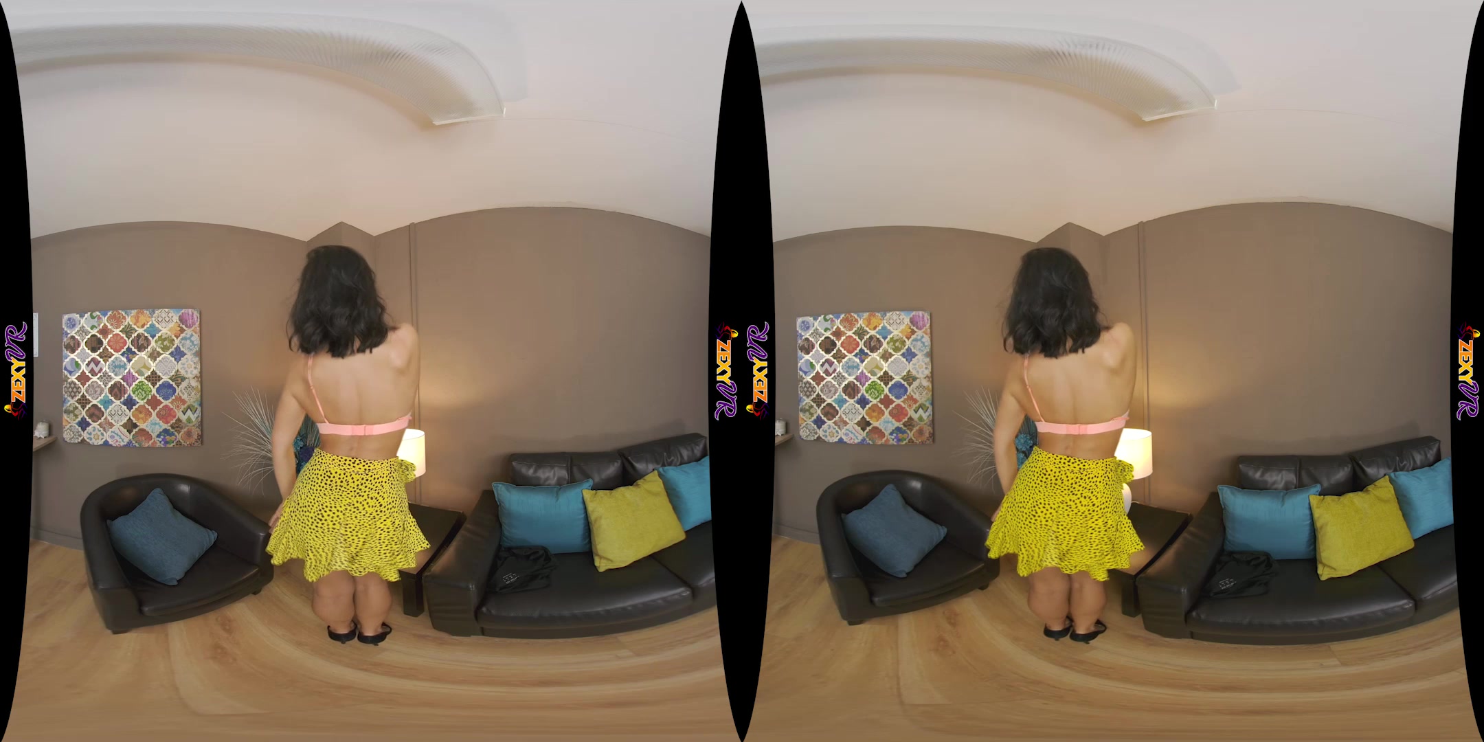 Sexy Mood featuring Mia J - ZexyVR