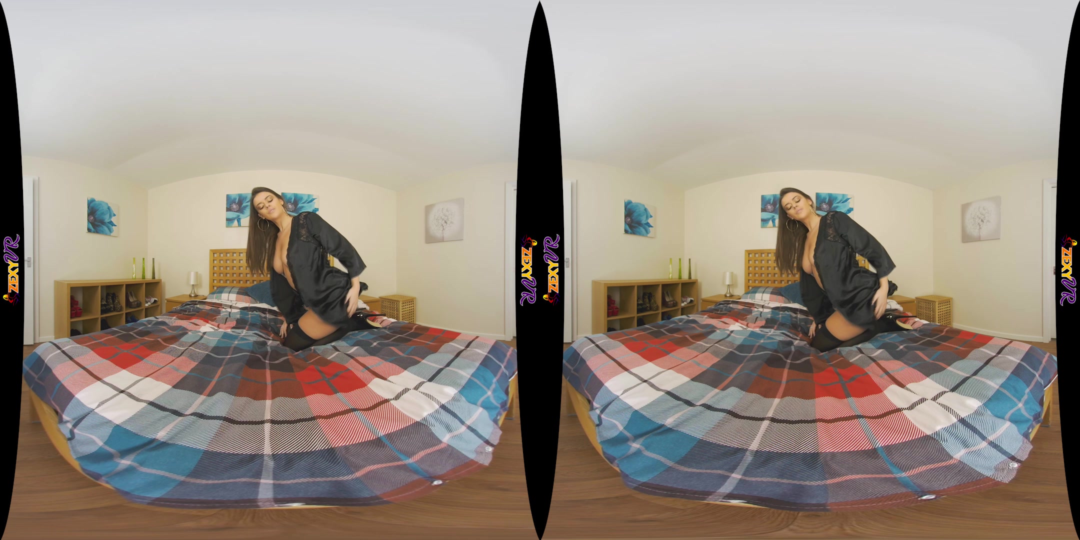 Upside featuring Amelia B - ZexyVR