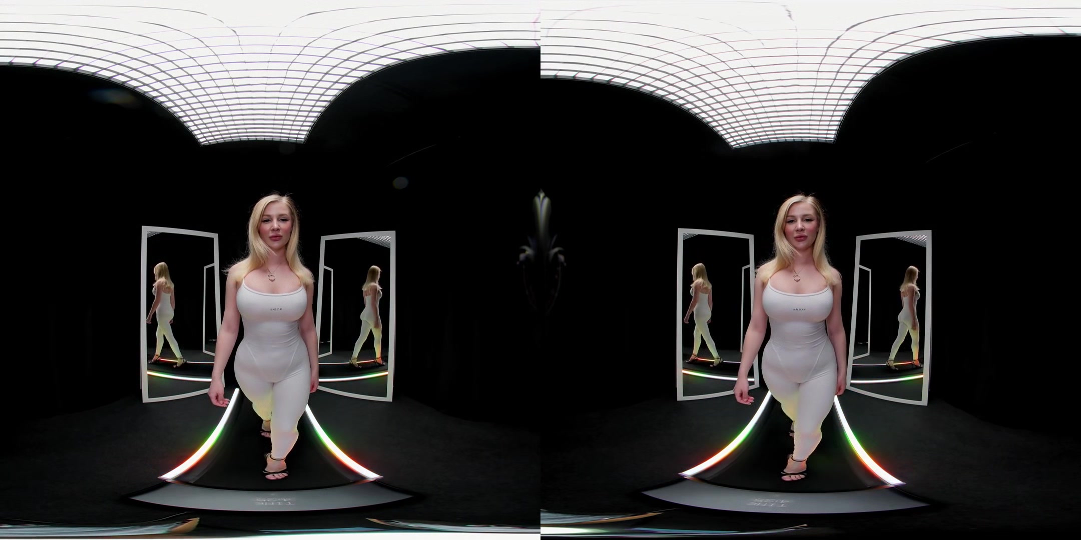 Vika's Treadmill Swim Week Show. Part 1