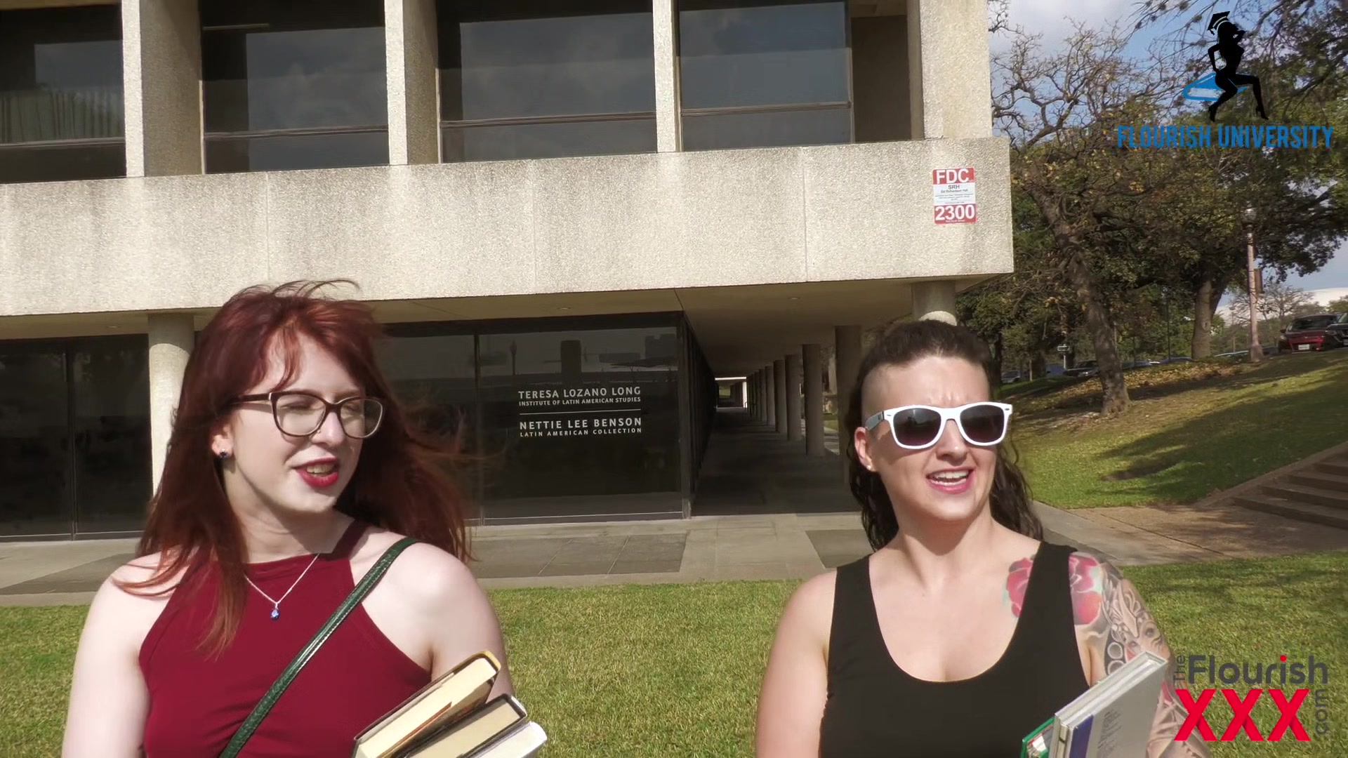 Flourish Univ Dorm Life - Hannah Grace