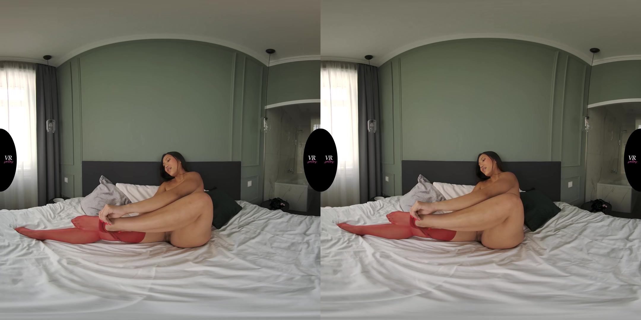 Asian Babe May Thai Loves To Masturbate In Front Of You - VRsolos
