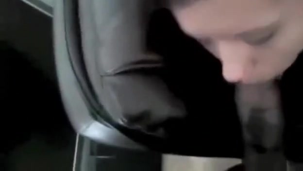 Young wench'es mouth, ass and twat were deeply penetrated