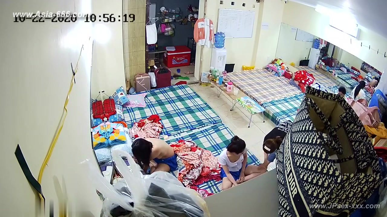 chinese girls dormitory.2