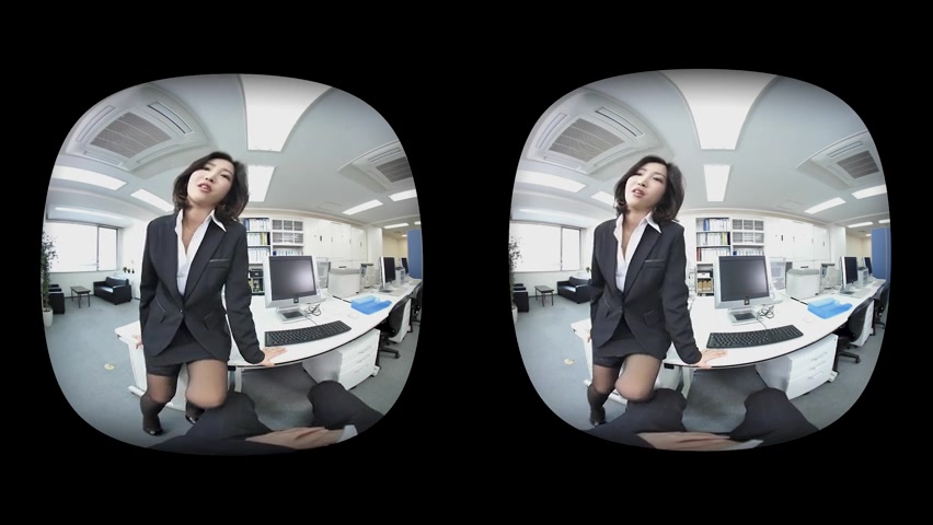 Emiri Momota [VR] This is how my female boss seduced me - Caribbeancom