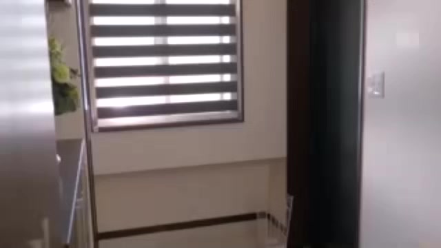 06565,I feel it in my sensitive pussy