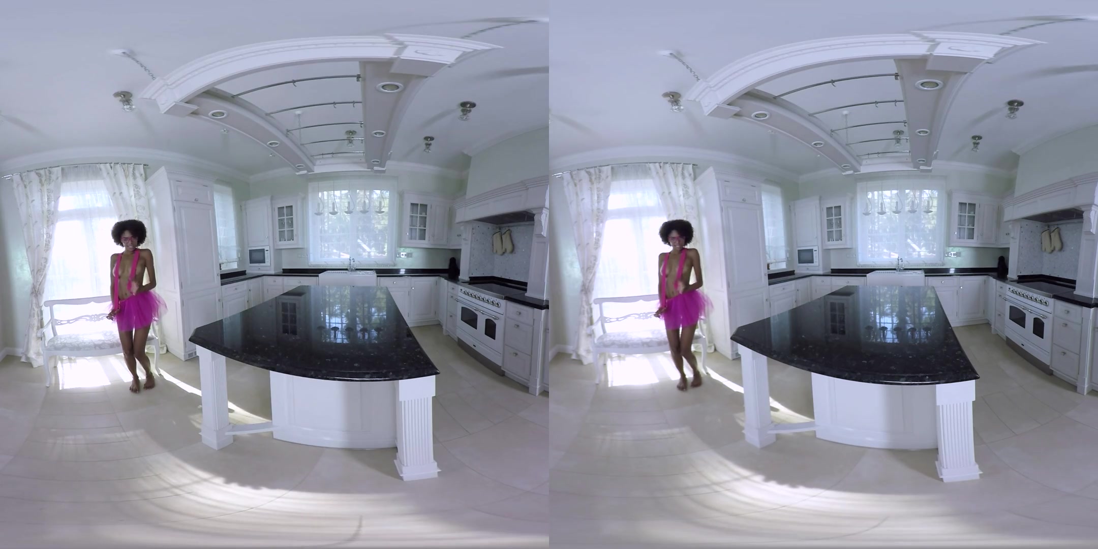Luna Corazon in Chocolate Candy - RealJamVR
