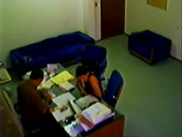Quick amateur blow in the office