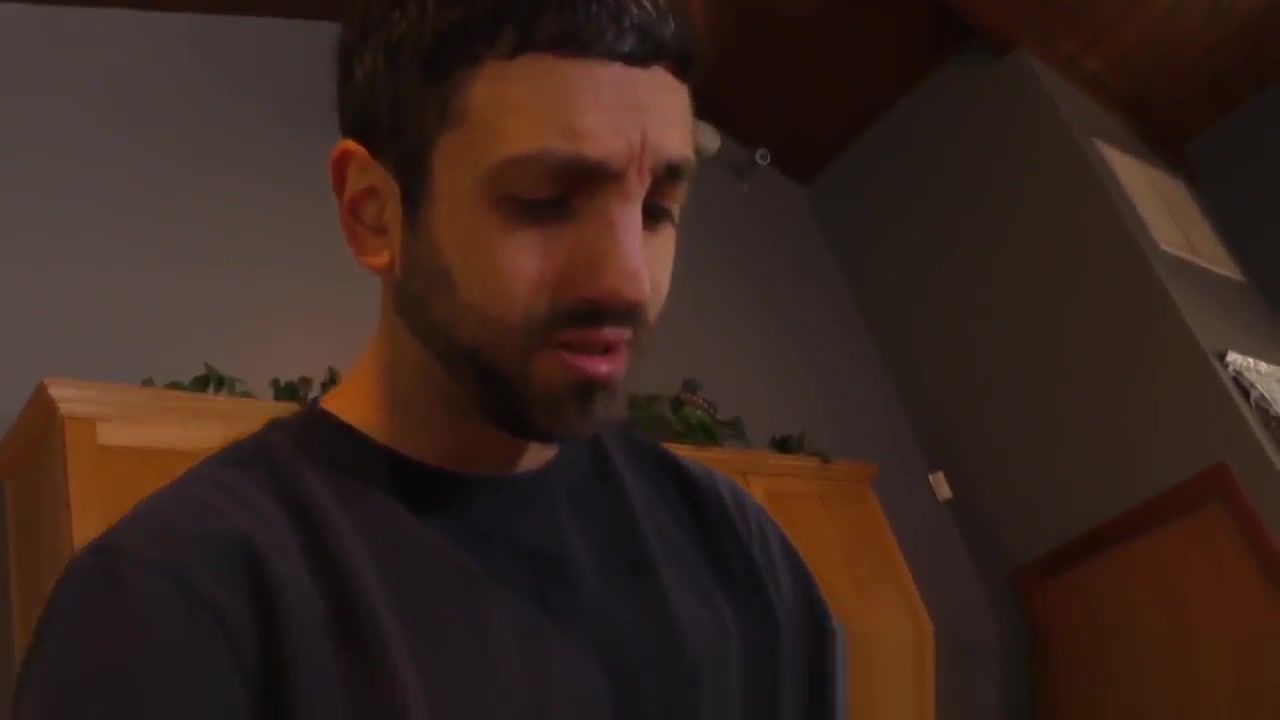 Blacked cuckolding whore blows