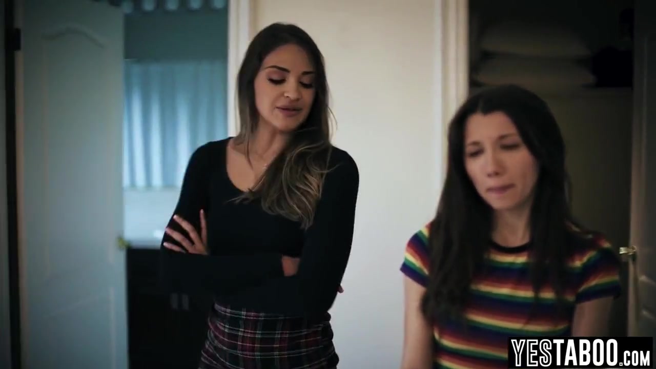 Evil Darkhaired Babe Steals Stepsisters 18-years-old Gf - Maya Woulfe, Giselle Blanco And Gizelle Blanco