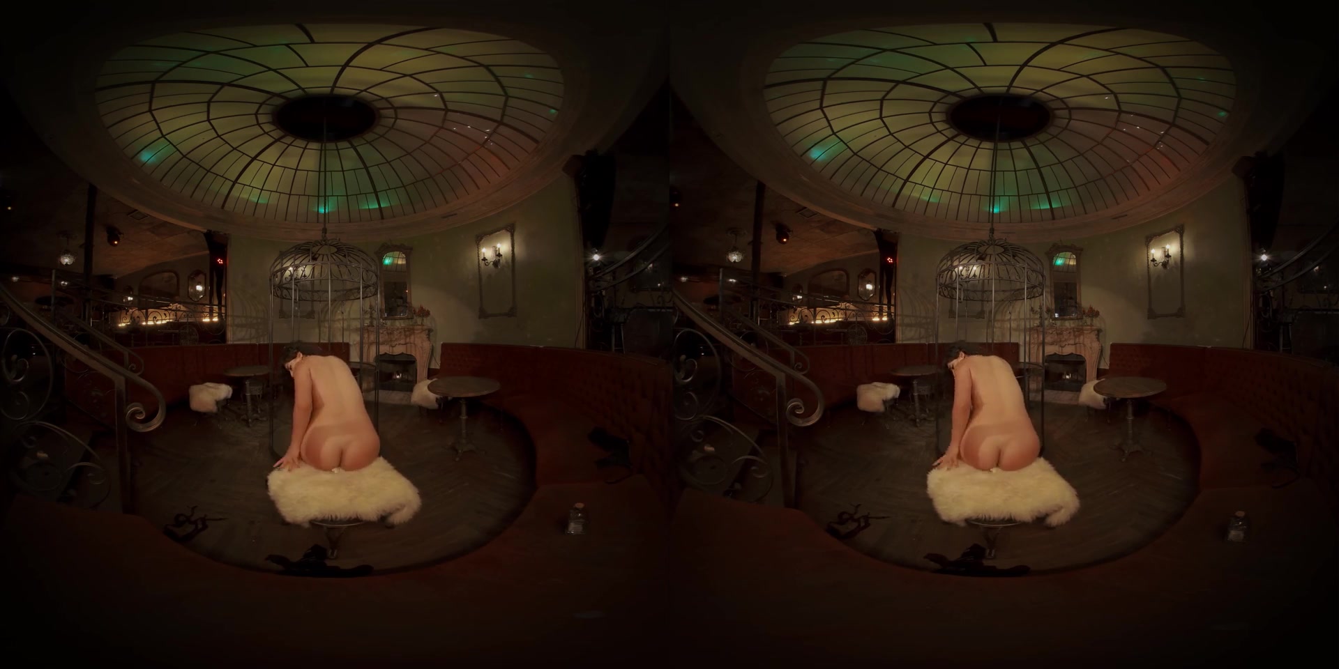 Gabriela Lopez in Burlesque VR Porn Video - VRBangers