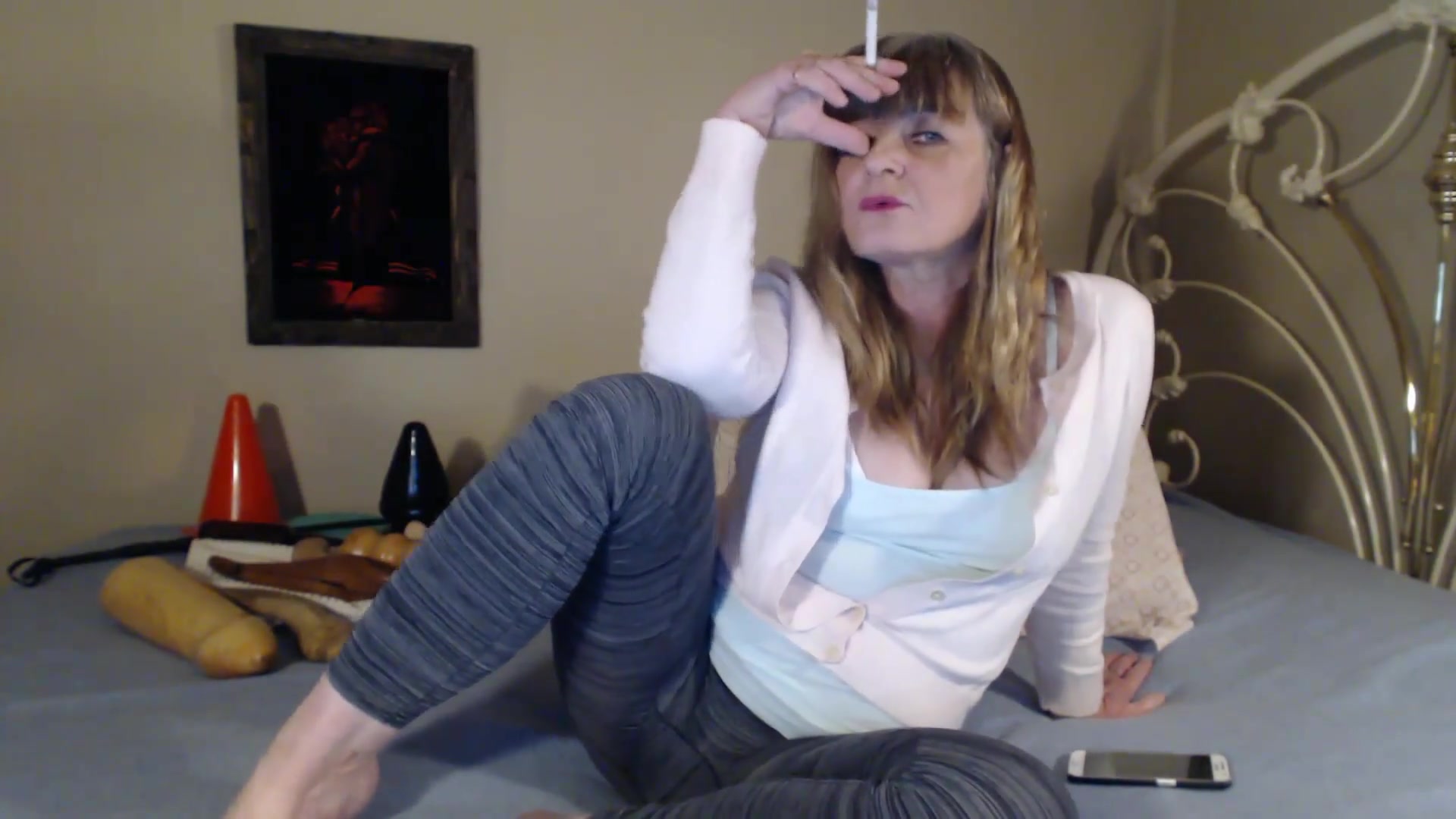 Smoking Fetish & Hairy Pussy Masturbation - TacAmateurs