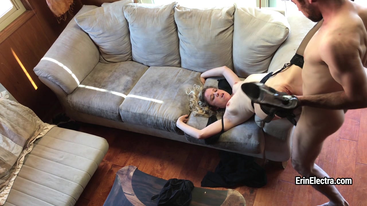 Erin Electra - Secretary Gives Anal On Business Trip
