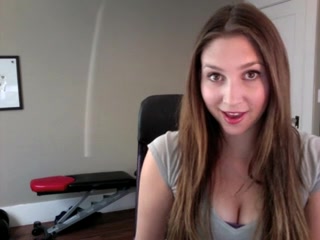 Astounding chick dirty talks with her boyfriend online