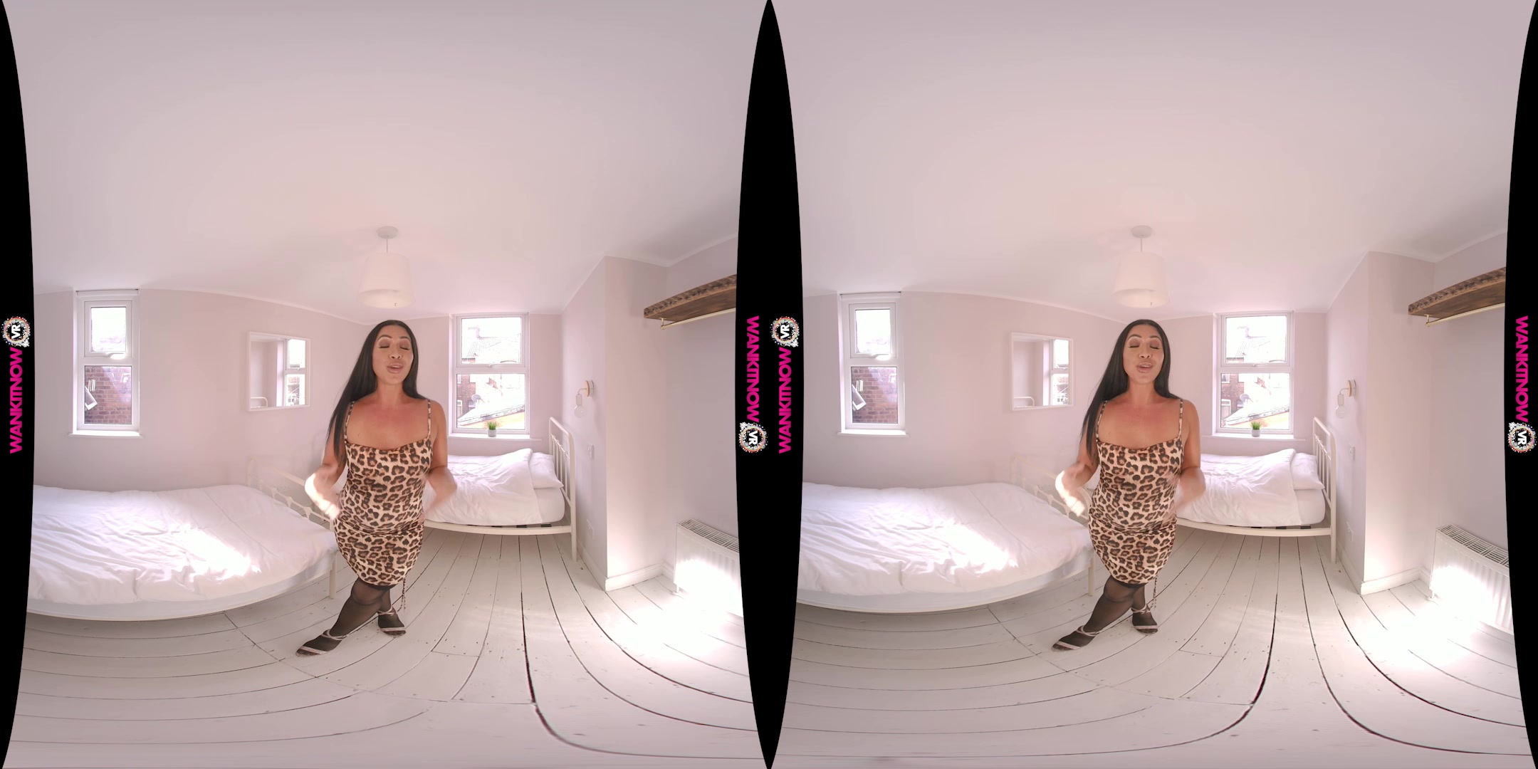 Hurry & Wank! featuring Hannah Shaw - WankitNowVR