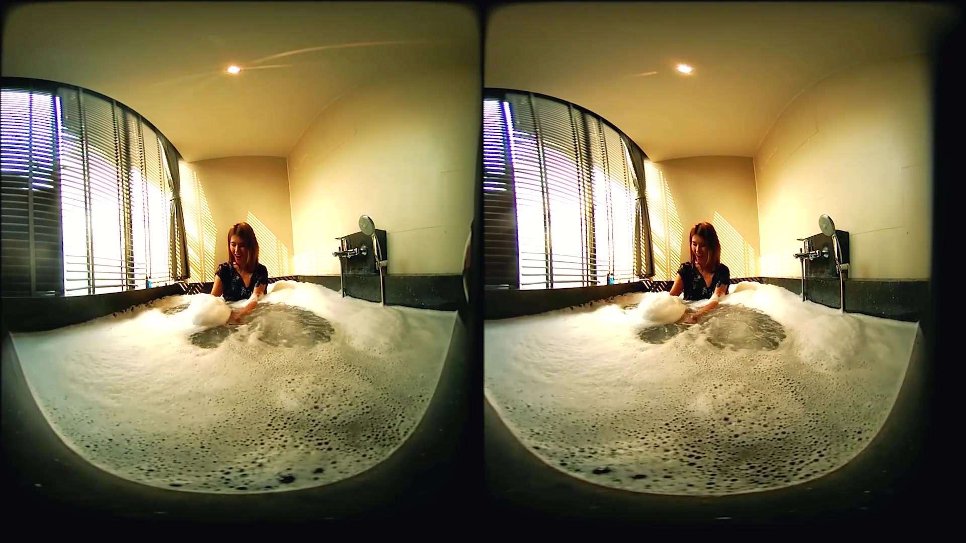 Wet Finger Games In The Whirlpool 2 - VRpussyVision