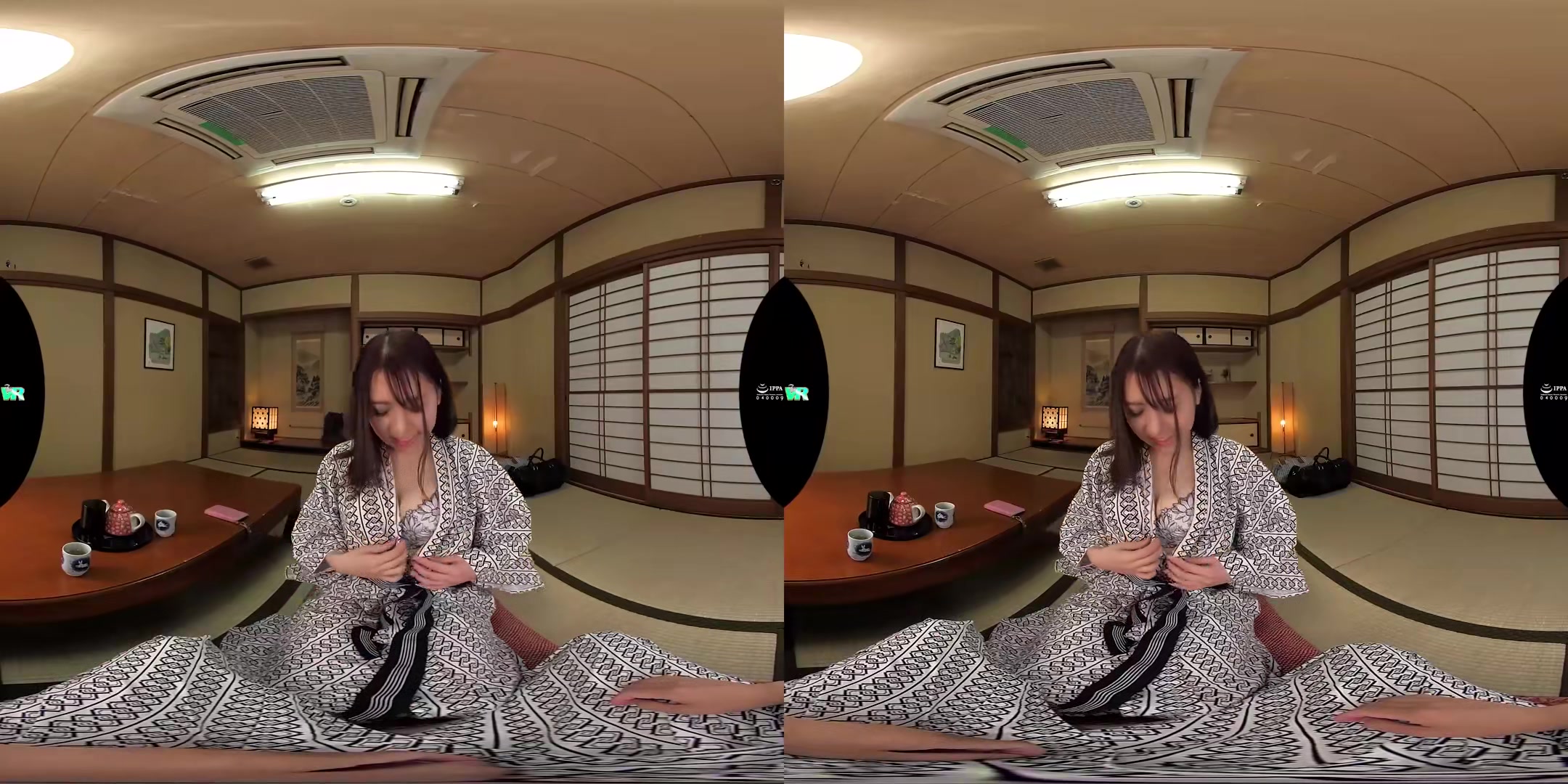 Sari Kosaka - The Secret Hot Spring Affair: H-Cup Big Tit Beauty at Work - KoalaVR