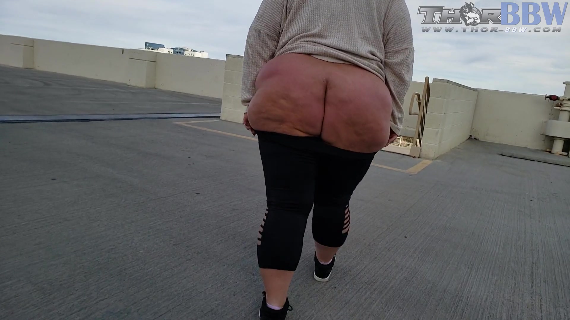 Suzee Que Public - Thor-Bbw