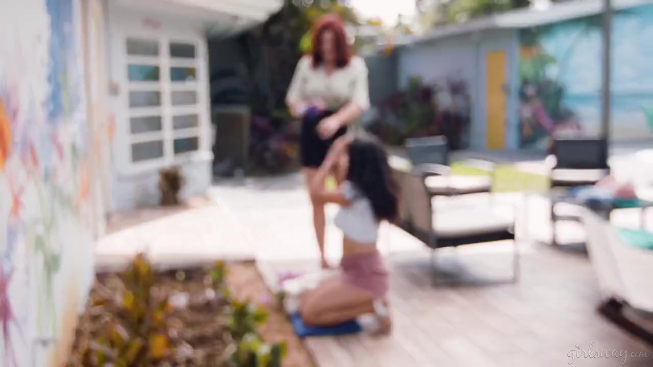 Shes My New Gardener - Gabriela Lopez, Andi James And Shes New