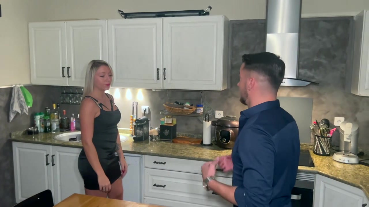 Candie, the queen of the J&M gang bang! - Jacquie et Michel TV