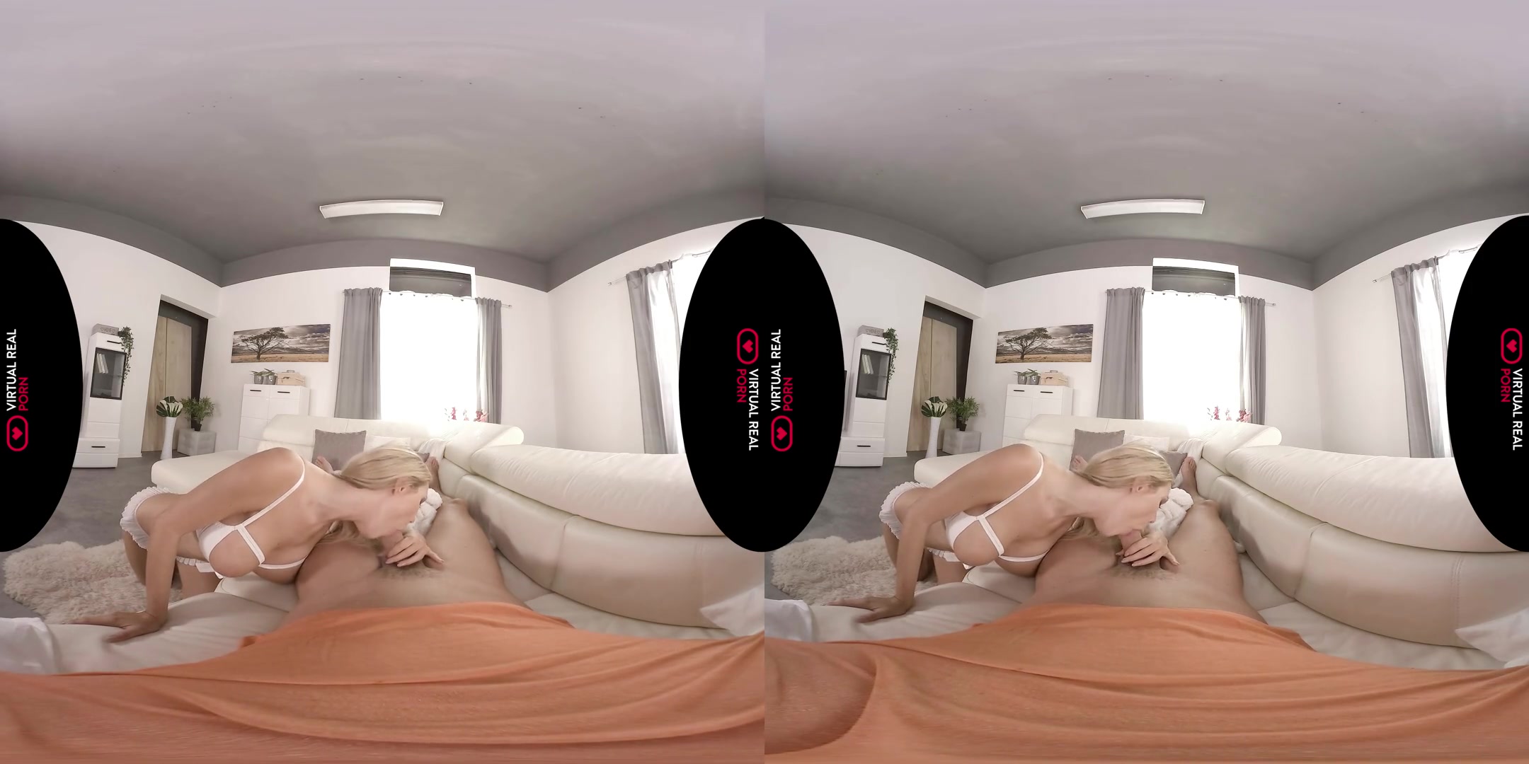 Florane Russell in Happy Ending - VirtualRealPorn