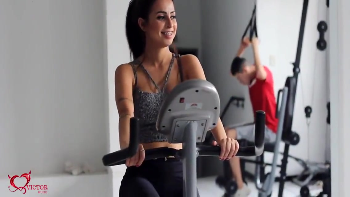 Novinha Gostosa Da Academia 12 Min - Victor Cowboy And Caiu Na Net
