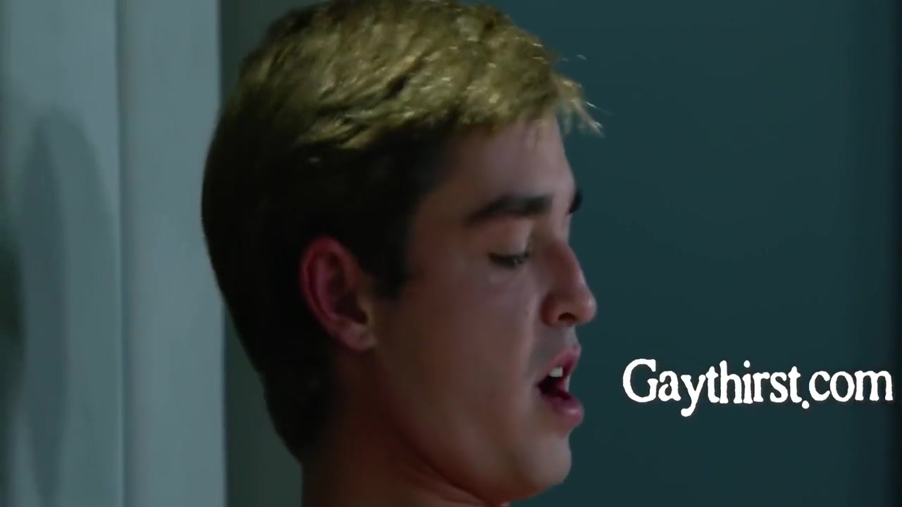 Lawson James, Grayson Lange And Buff Dude In Rubbing Young Cum All Over His Old Lover Hoping It Will Extend His Life 6 Min