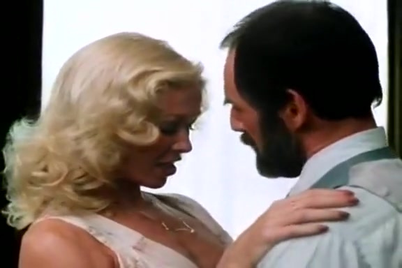 Jessie St. James, Aaron Stuart in sexy 80's porn blondie enjoys passionate fuck