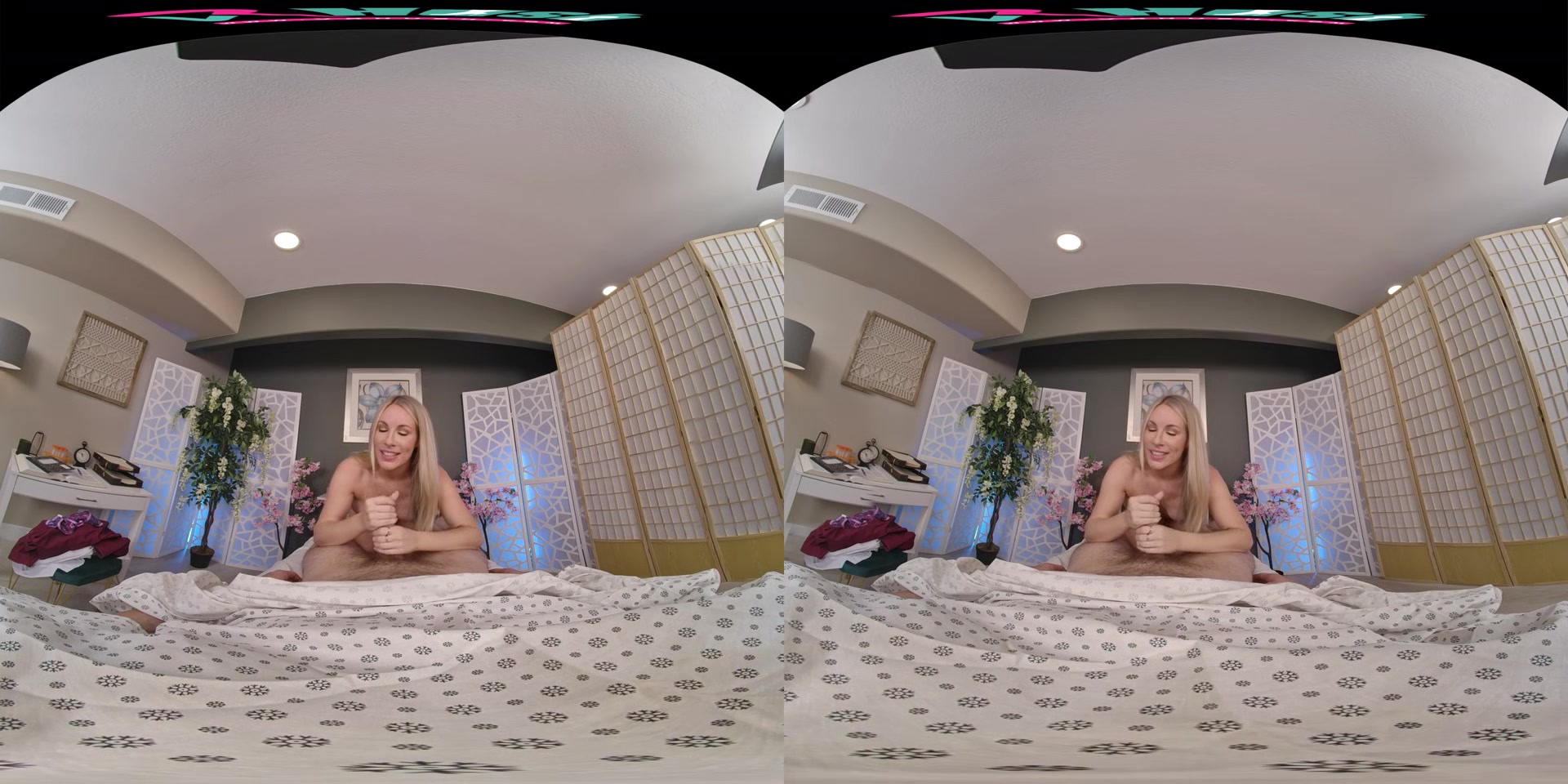 Bunny Madison & Mike Mancini - VR Porn Video