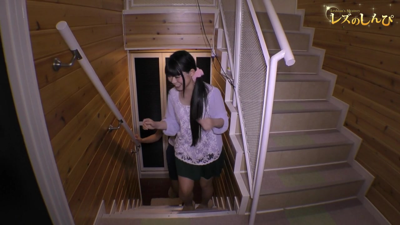 I cheated my friend and brought it. - Fetish Japanese Movies - Lesshin