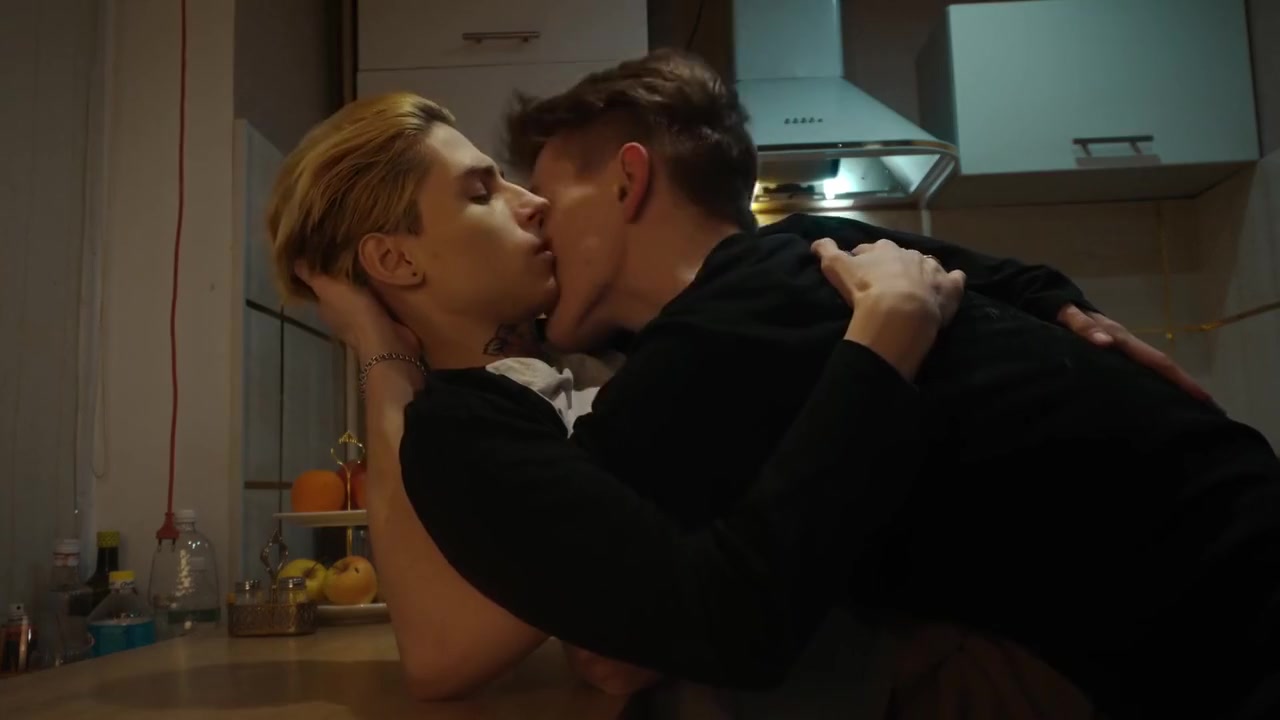 Hot Sex On The Kitchen Table