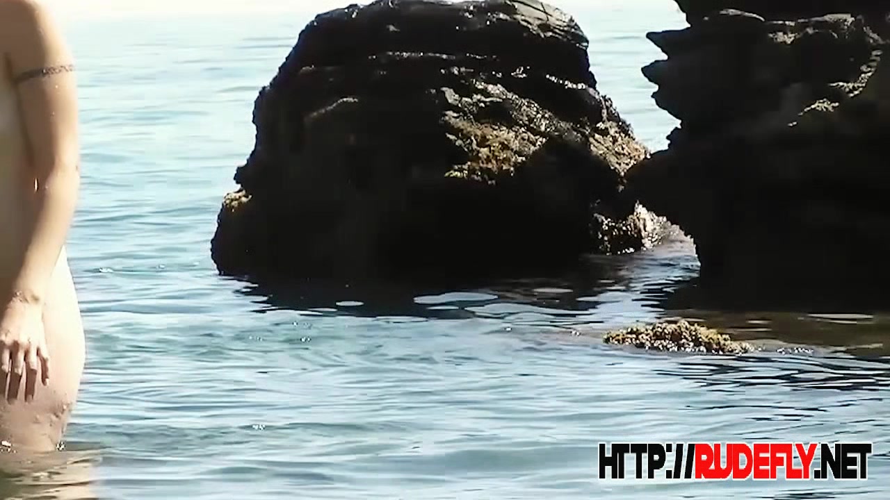 beach spy video