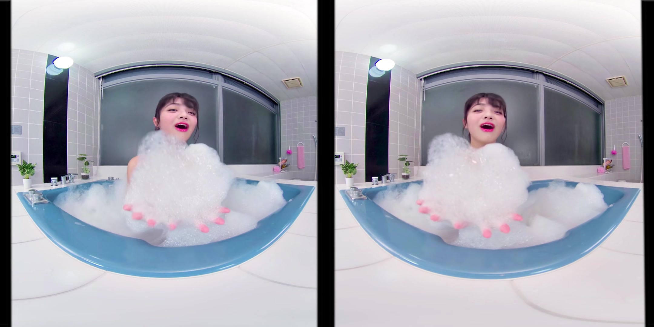 Saya Kataoka - Saya Bubble Bath Selfie & Massage - VRJapaneseidolsParty