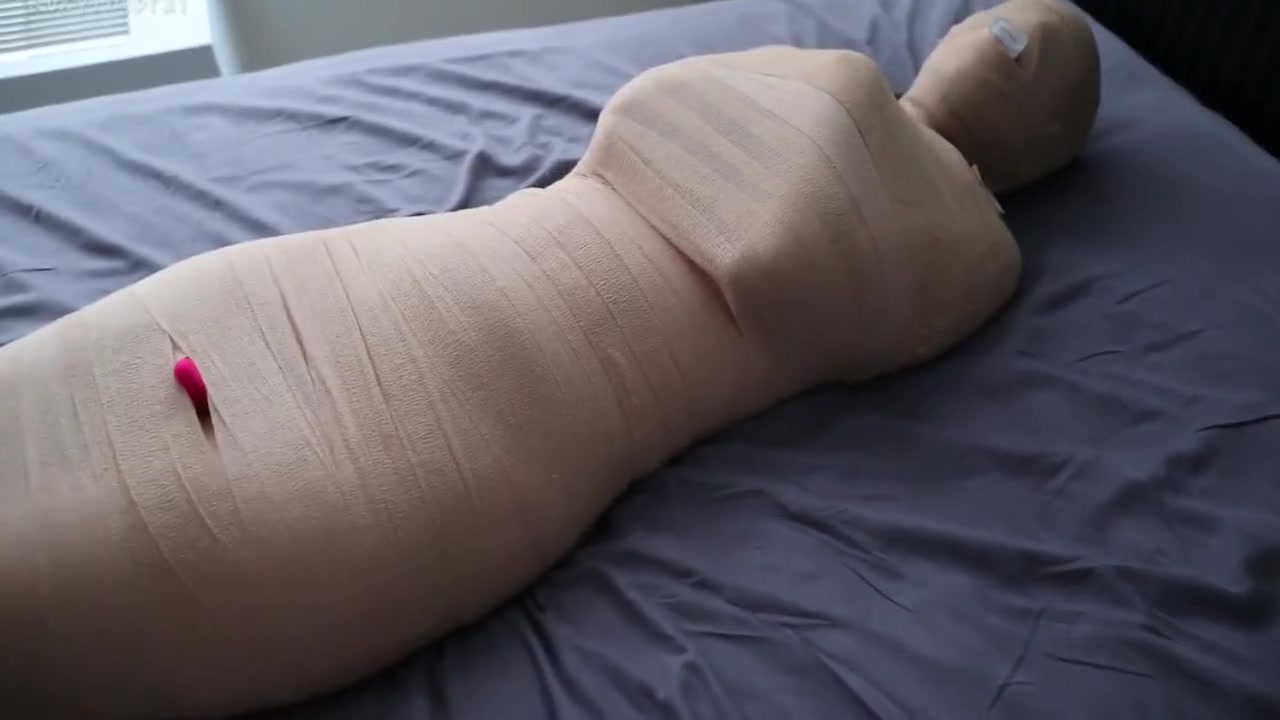 Roxy Mummification Tease And Denial