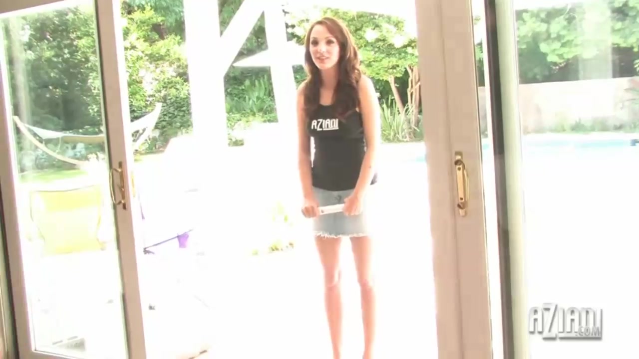 Charlie Laine Video - Aziani