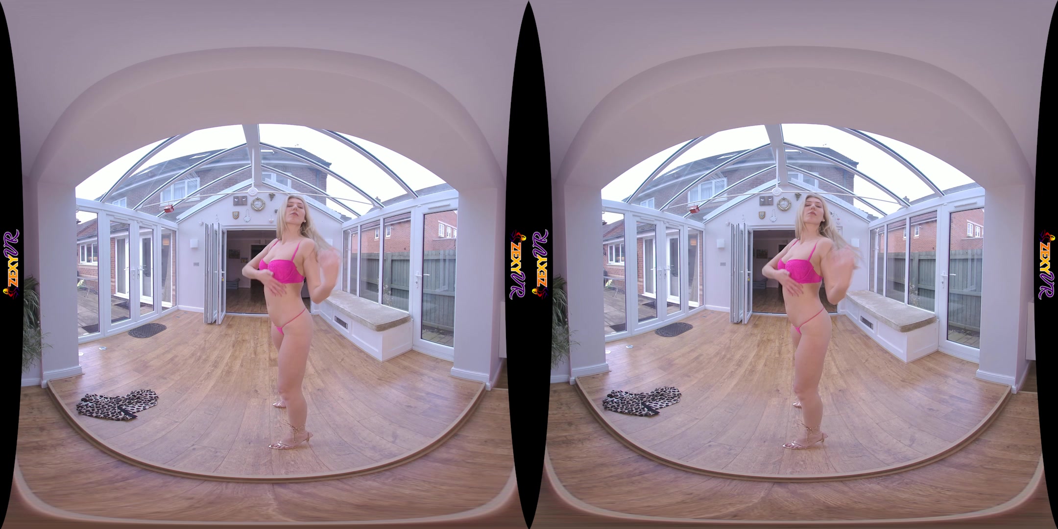 Get Me Horny featuring Minnie - ZexyVR