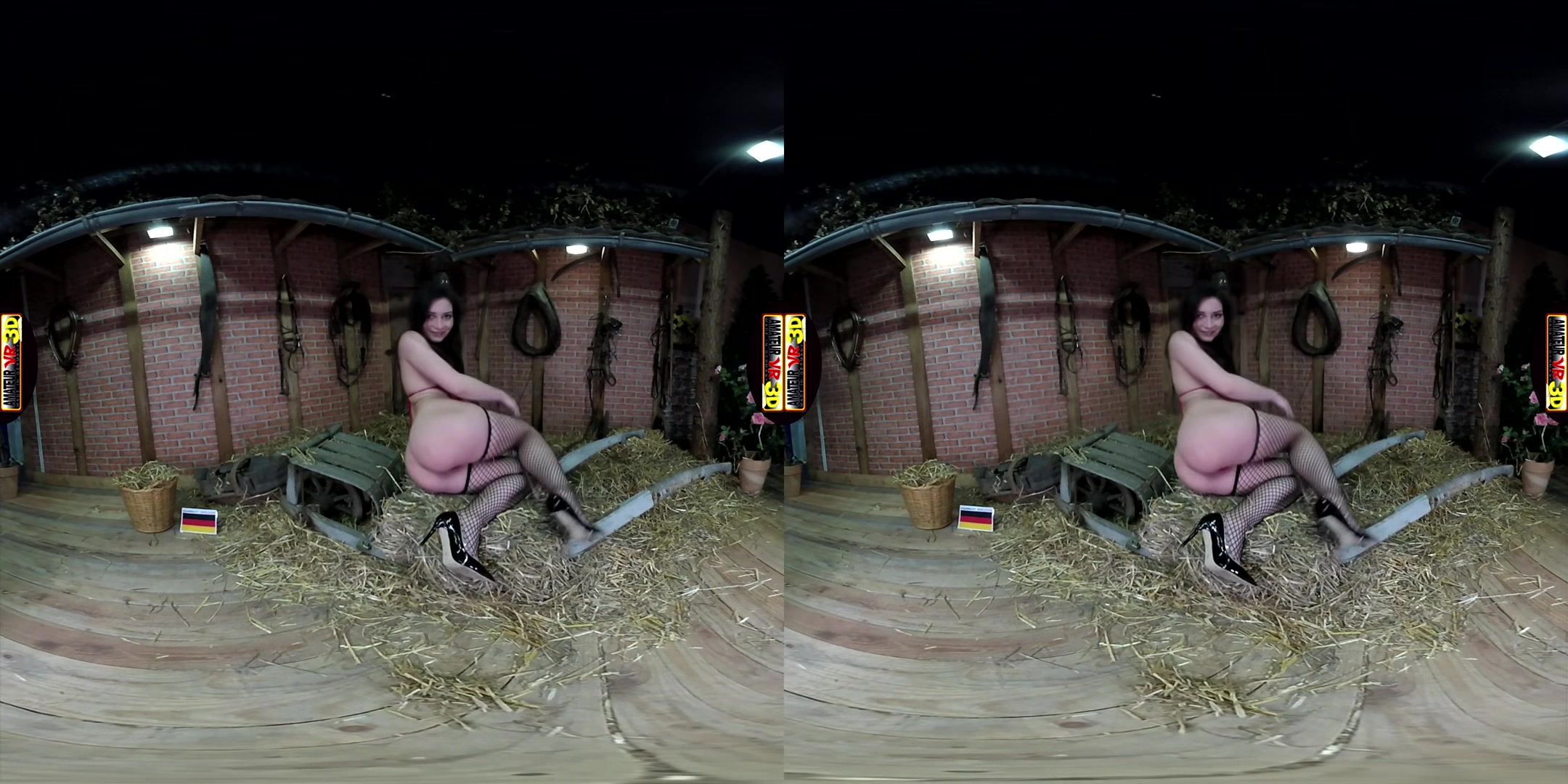 Tour Espana - Dolores - The Perfect Clitshow...; Amateur Brunette