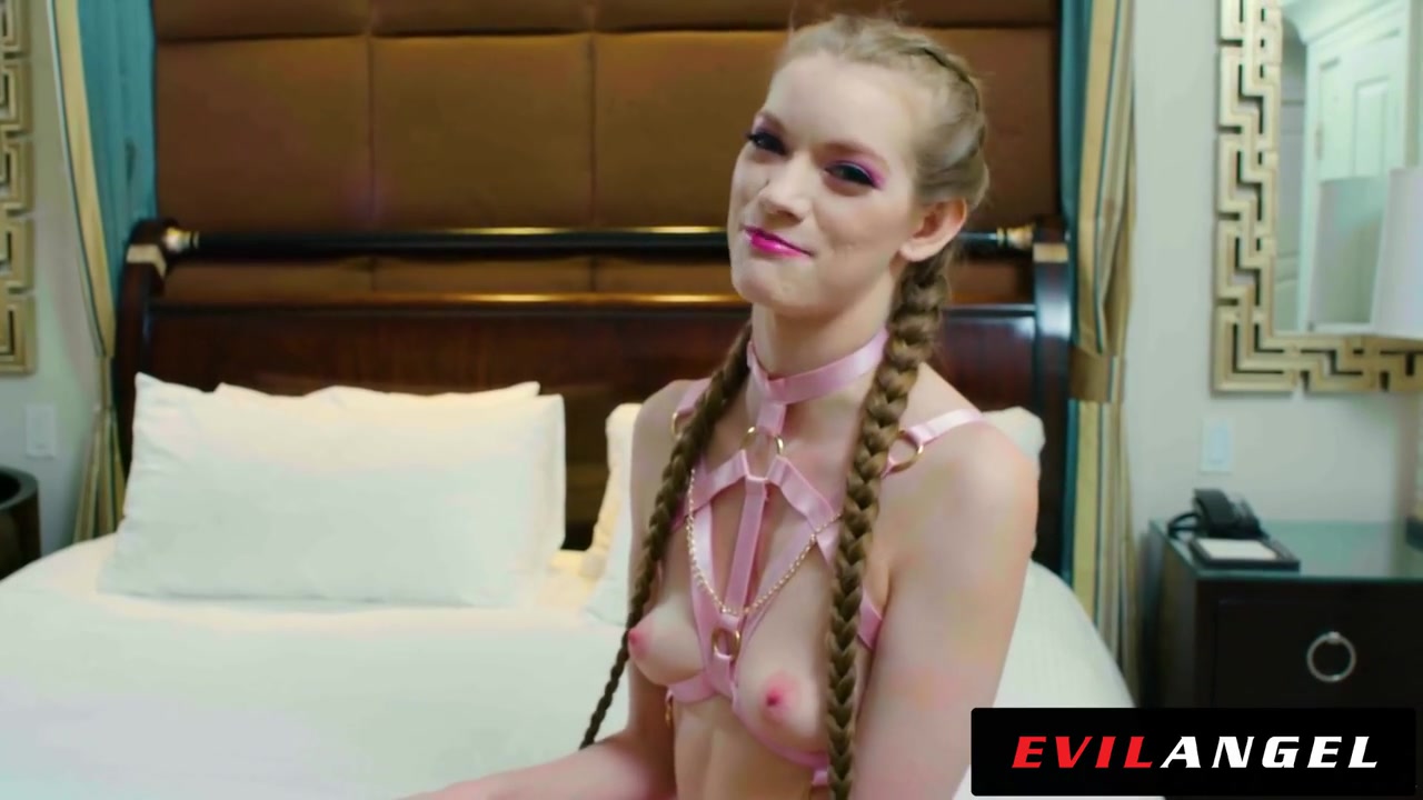 Richard Mann And Erin Everheart In Cute Gets Anal Slut Training