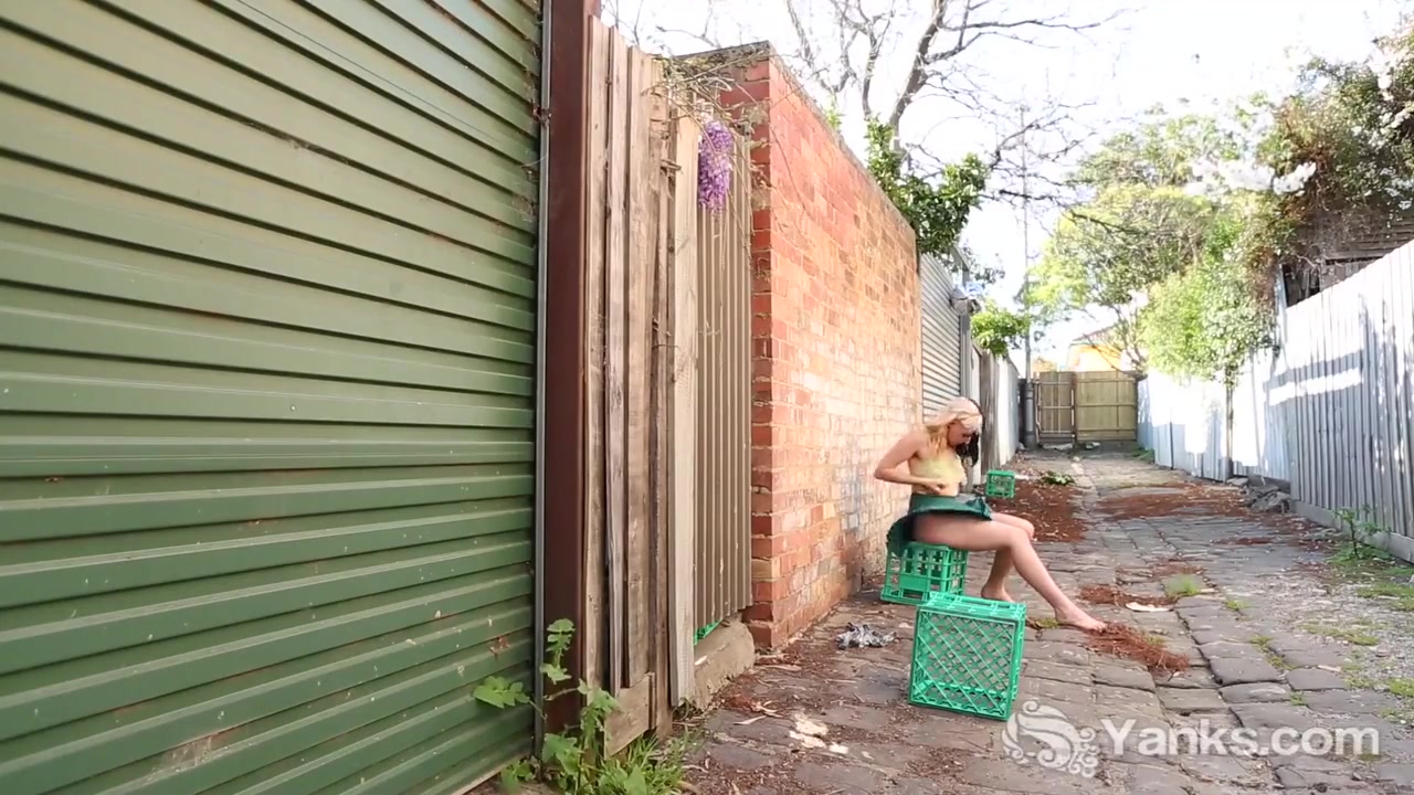 Marinas Outdoor Orgasm