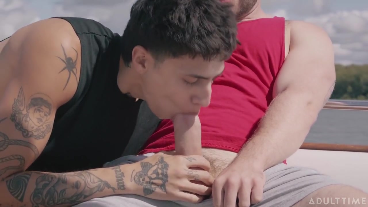 Waves Of Lust: Two Bros Take Matters Into Hand